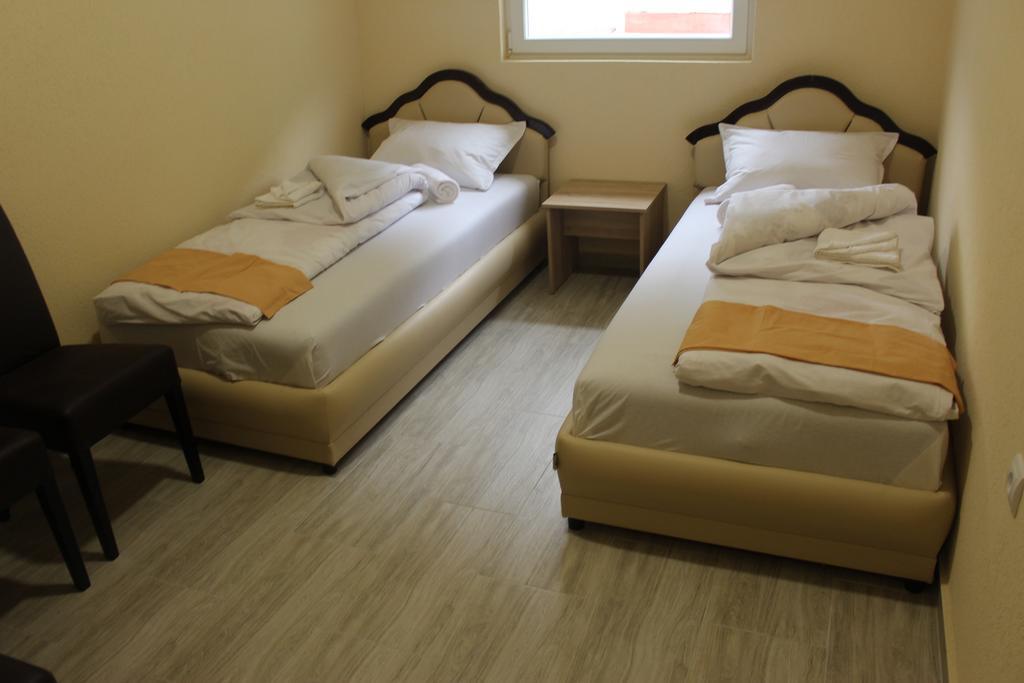 Guesthouse Eko Piva Pluzine Exterior photo